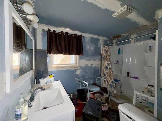 223 Bertha Hollow Road, Gray, KY 40734