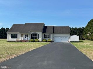 26493 MEADOW LAND LN, Hebron, MD 21830