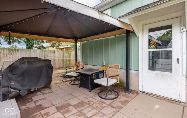 220 Lee Boulevard, Seymour, IN 47274