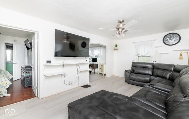 220 Lee Boulevard, Seymour, IN 47274