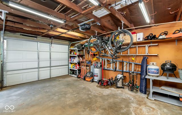 220 Lee Boulevard, Seymour, IN 47274