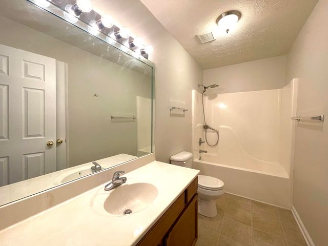 327 Newcastle Lane, Winchester, KY 40391