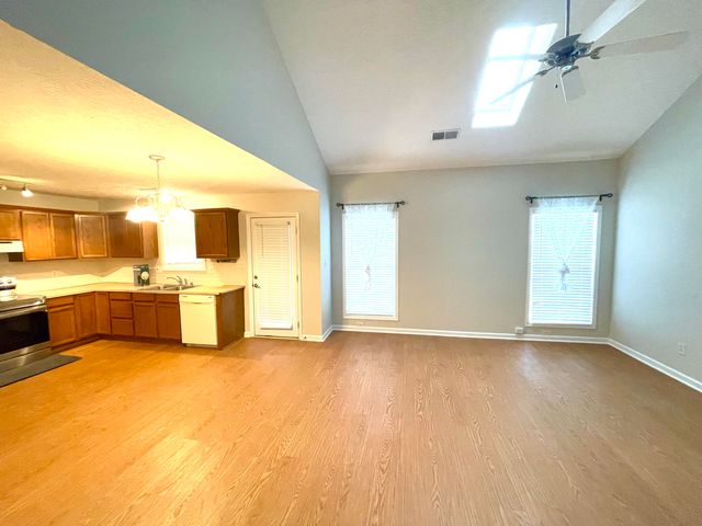 327 Newcastle Lane, Winchester, KY 40391