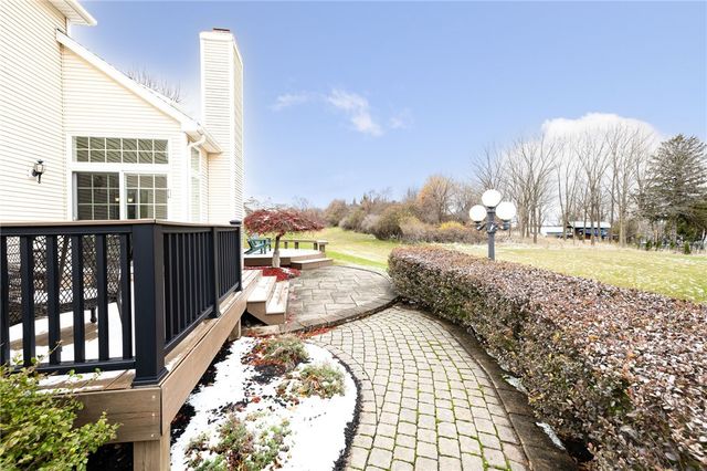 4906 Bramblewood Trail, Canandaigua Town, NY 14424