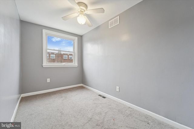 887 TAYLOR DR, Folcroft, PA 19032