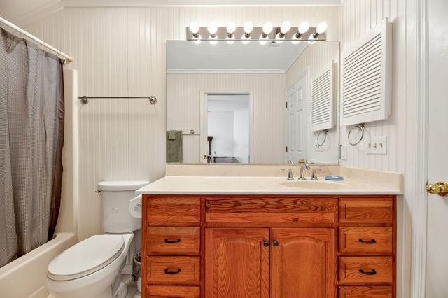 1120 Waters Edge Drive, Summerton, SC 29148