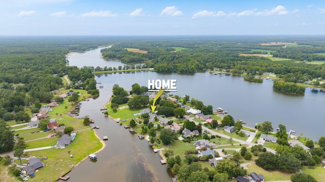 1120 Waters Edge Drive, Summerton, SC 29148