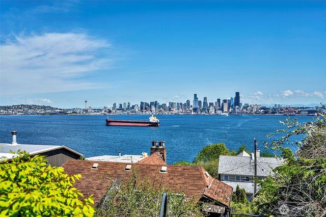 1712 Arch Avenue SW, Seattle, WA 98116