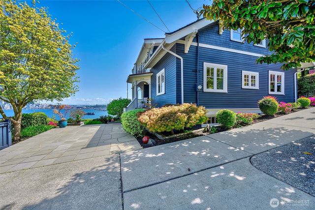 1712 Arch Avenue SW, Seattle, WA 98116