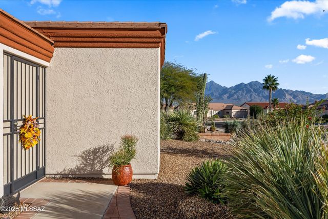 1858 W Placita De Agosto, Green Valley, AZ 85622