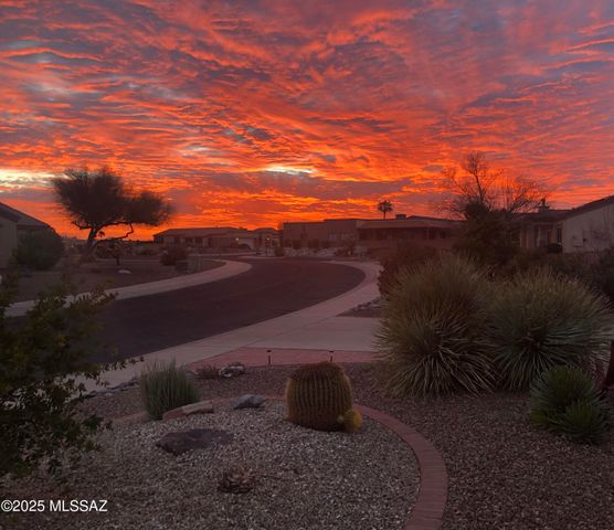 1858 W Placita De Agosto, Green Valley, AZ 85622