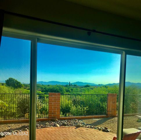 1858 W Placita De Agosto, Green Valley, AZ 85622