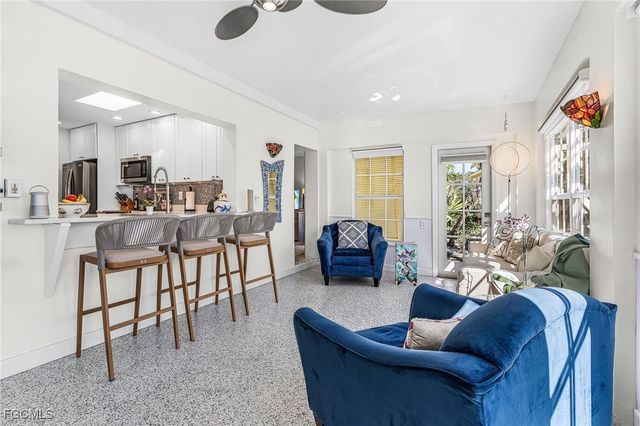 11860 Island AVE, Matlacha, FL 33993