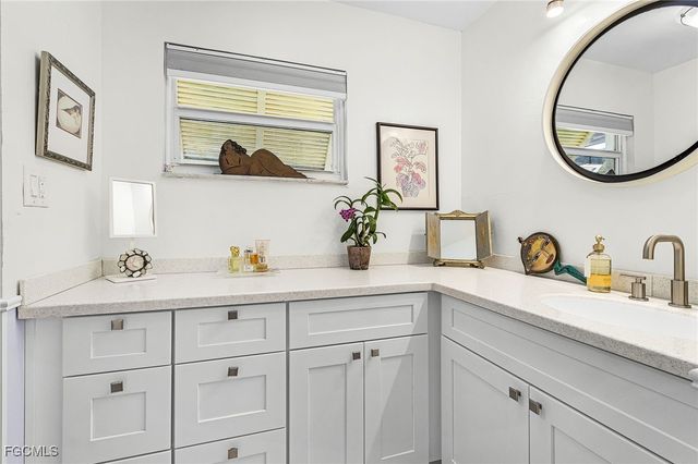 11860 Island AVE, Matlacha, FL 33993