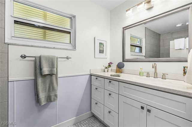 11860 Island AVE, Matlacha, FL 33993