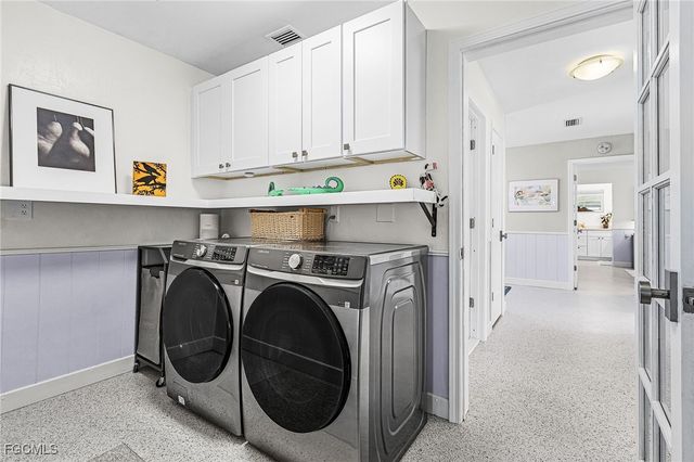 11860 Island AVE, Matlacha, FL 33993