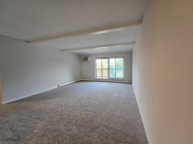 2005 E 122nd Street A23, Burnsville, MN 55337