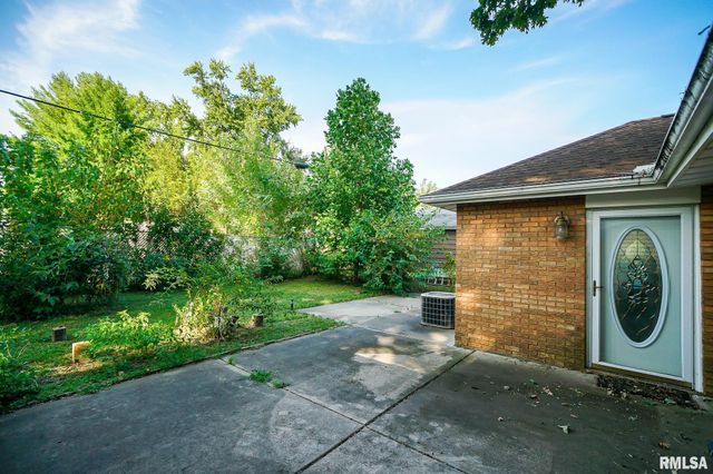 911 E GLEN Avenue, Peoria Heights, IL 61616