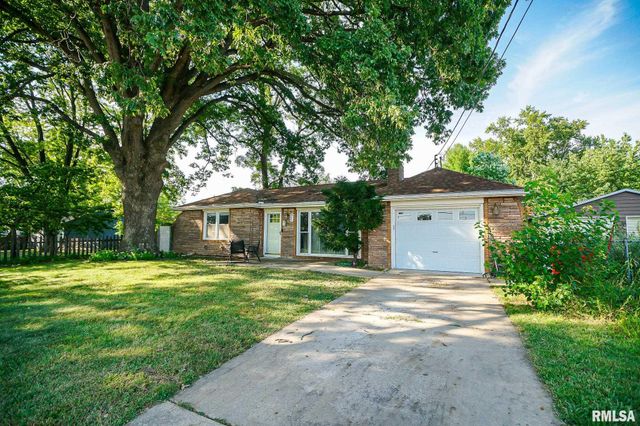 911 E GLEN Avenue, Peoria Heights, IL 61616