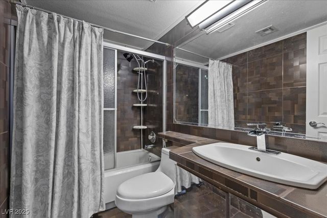 7625 Raven Hills Drive, Las Vegas, NV 89149