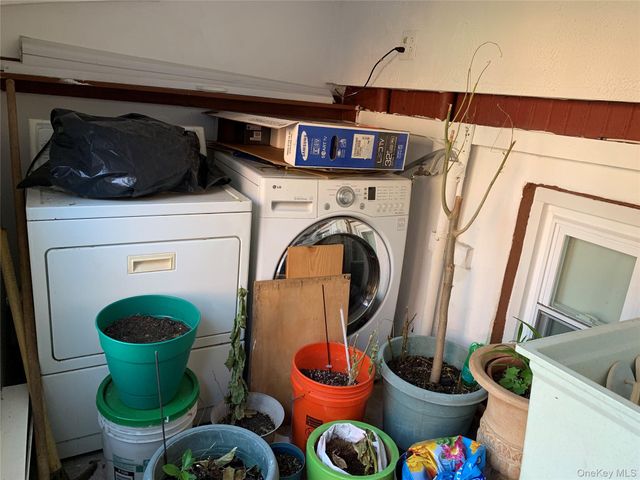 2564 Paulding Avenue, Bronx, NY 10469