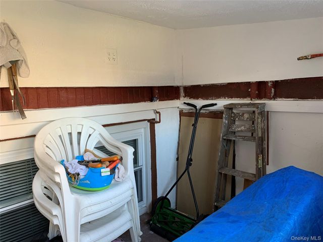 2564 Paulding Avenue, Bronx, NY 10469