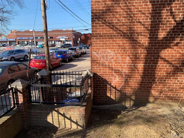 2564 Paulding Avenue, Bronx, NY 10469