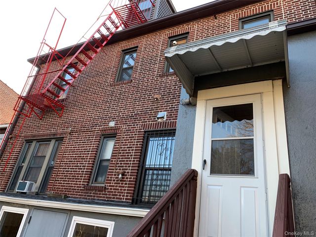 2564 Paulding Avenue, Bronx, NY 10469