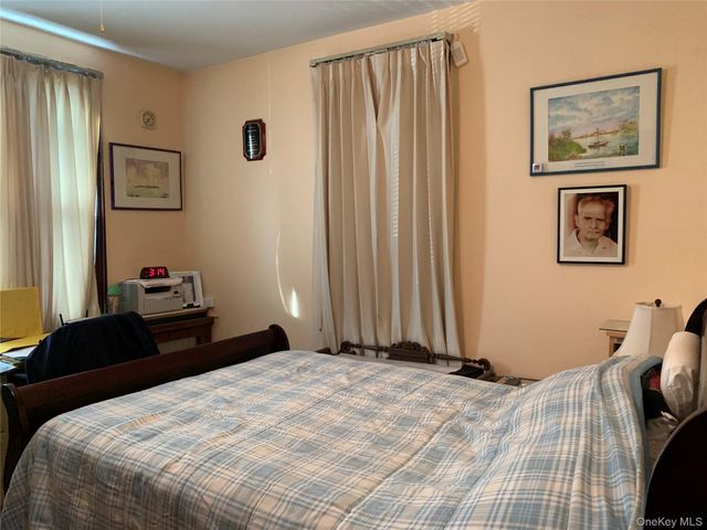 2564 Paulding Avenue, Bronx, NY 10469