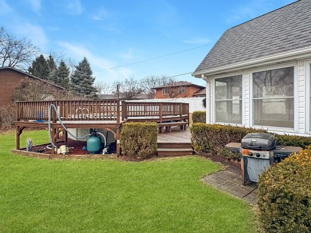 1105 Summit Drive, Lockport, IL 60441