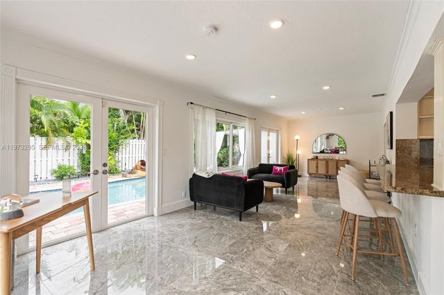 5900 NE 15th Ave, Fort Lauderdale, FL 33334