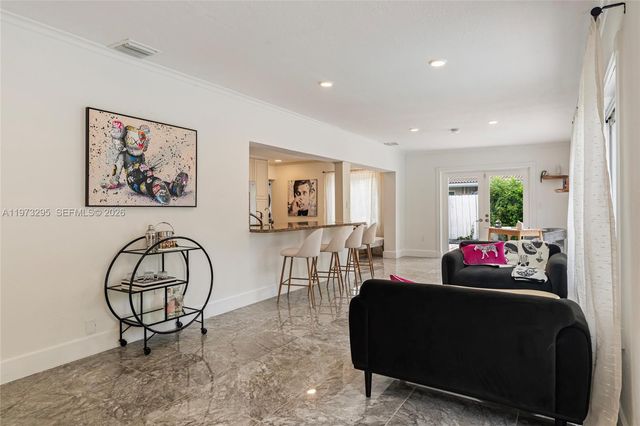 5900 NE 15th Ave, Fort Lauderdale, FL 33334