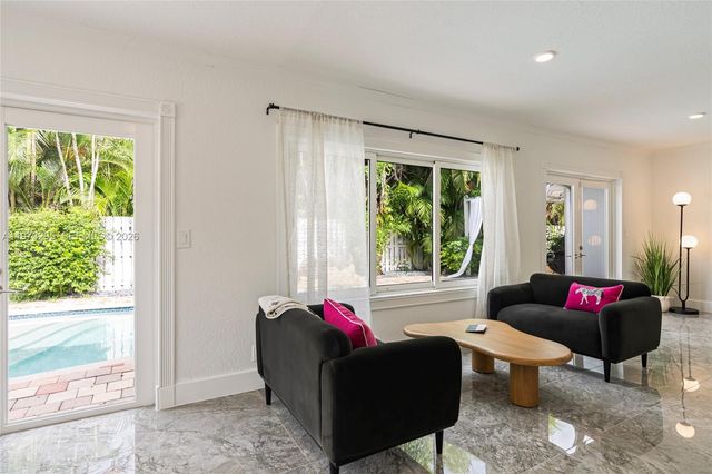 5900 NE 15th Ave, Fort Lauderdale, FL 33334