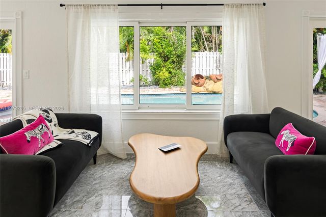 5900 NE 15th Ave, Fort Lauderdale, FL 33334