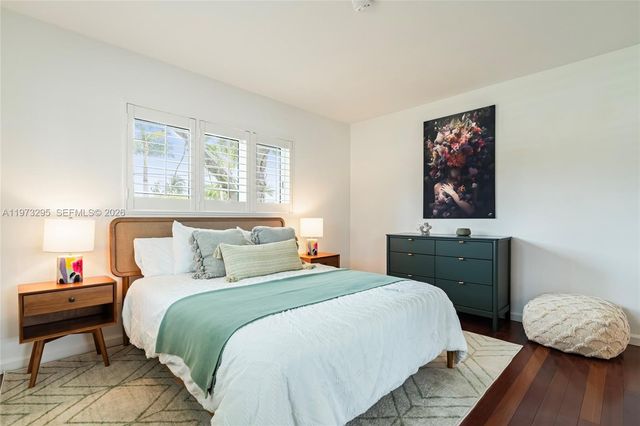 5900 NE 15th Ave, Fort Lauderdale, FL 33334