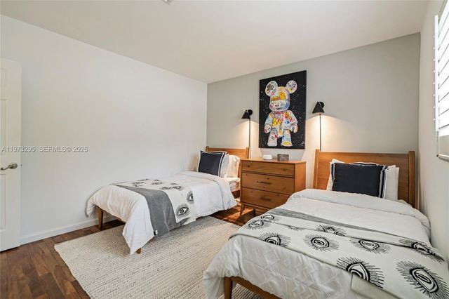 5900 NE 15th Ave, Fort Lauderdale, FL 33334