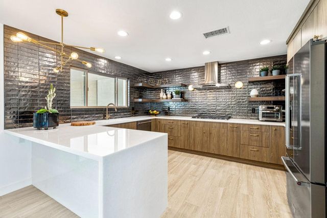 45654 Verba Santa Drive, Palm Desert, CA 92260