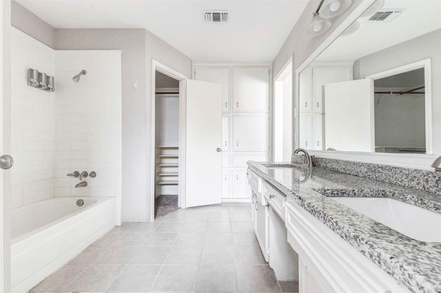 13115 Sherwood Oaks Drive, Houston, TX 77015