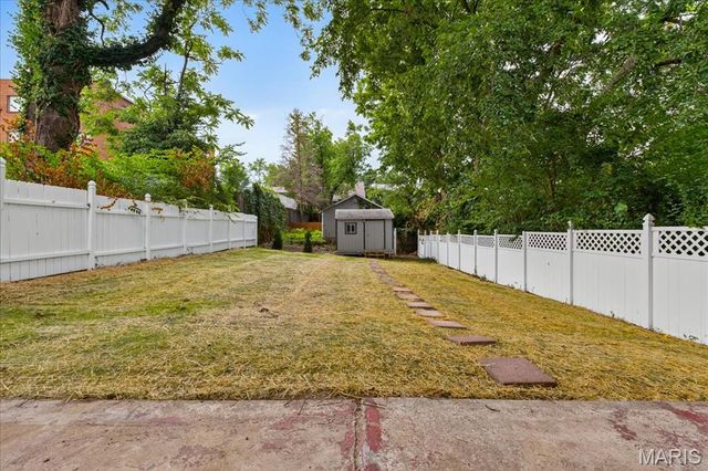 7241 Stanley Avenue, Maplewood, MO 63143