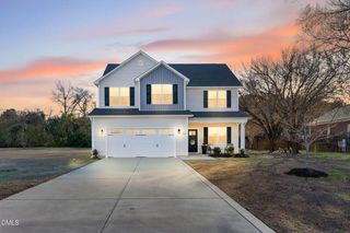 108 Pointe Drive, La Grange, NC 28551