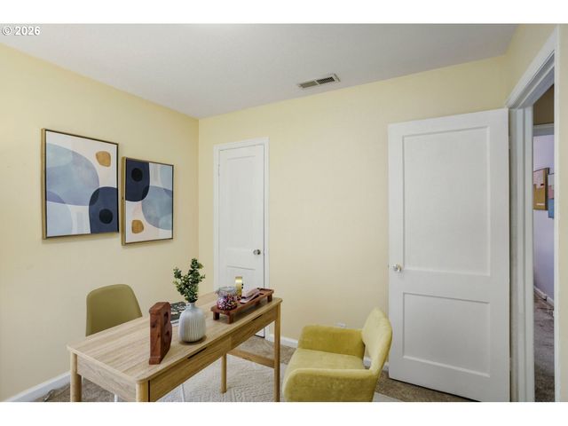 2226 N SUMNER St, Portland, OR 97217