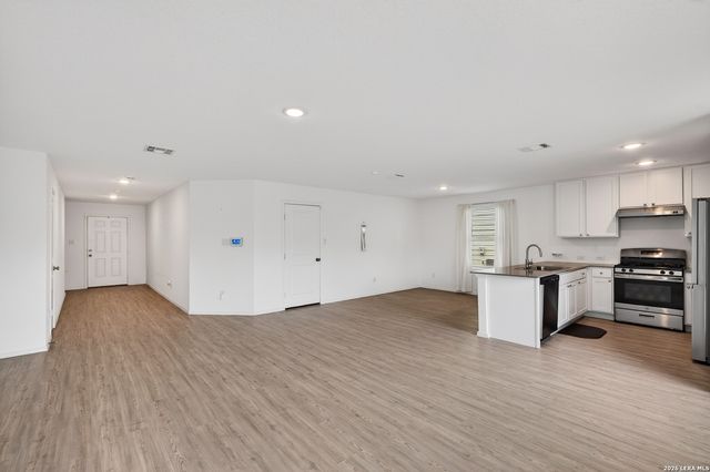 14225 Jersey Cow, San Antonio, TX 78252