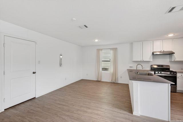 14225 Jersey Cow, San Antonio, TX 78252