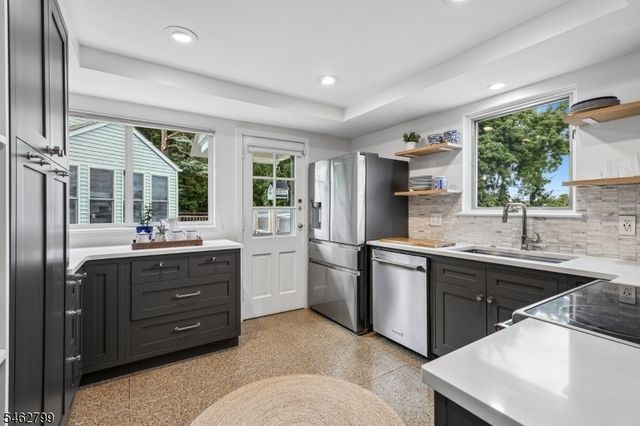 25 Silver Spring Rd, West Orange Twp., NJ 07052