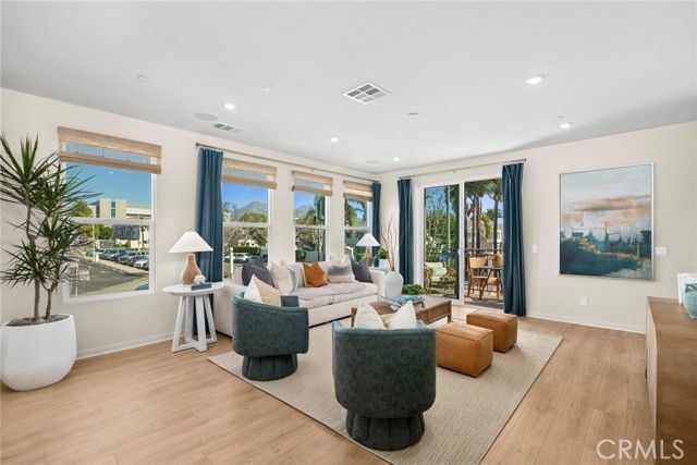 641 E Mission Boulevard, Pomona, CA 91766