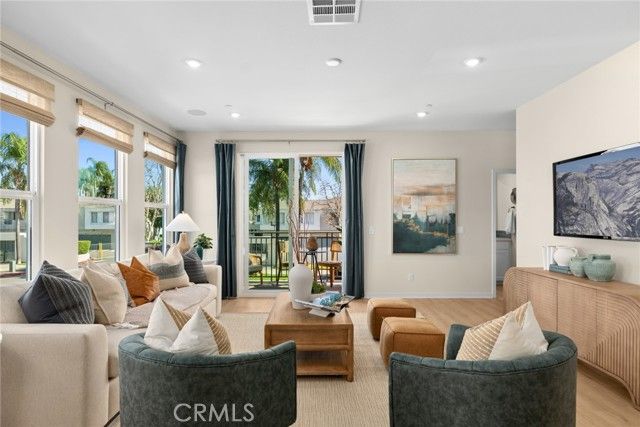 641 E Mission Boulevard, Pomona, CA 91766