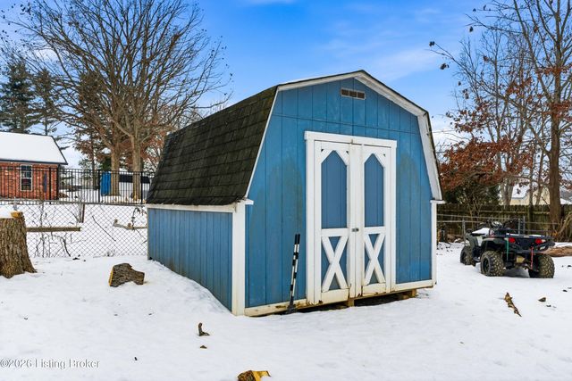 907 Rhonda Ct, Radcliff, KY 40160