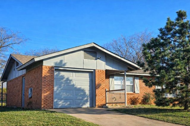 816 Leeper Drive, Denison, TX 75020