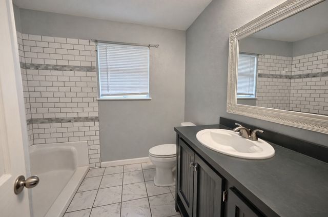 816 Leeper Drive, Denison, TX 75020