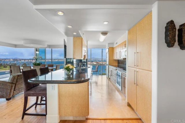 1820 Avenida Del Mundo 1507, Coronado, CA 92118